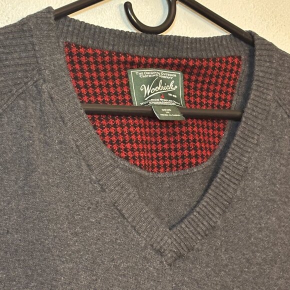 Woolrich Men’s Charcoal Gray Sweater Vest XL 60% Cotton Nylon Wool Soft Trendy - Picture 4 of 14